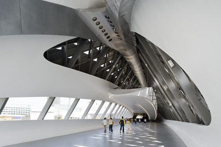 zha_cp_fg_030.jpg