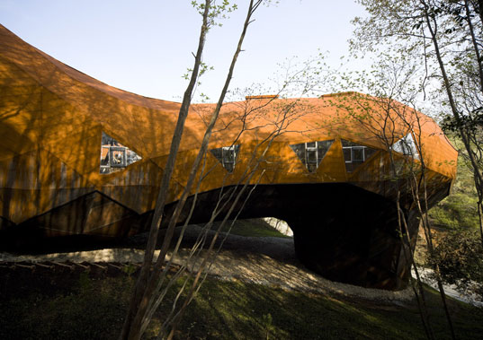bubbletecture h, shuhei endo, green building, sustainable architecture, locally sourced wood, green roof, geodesic dome house, dome home, japan