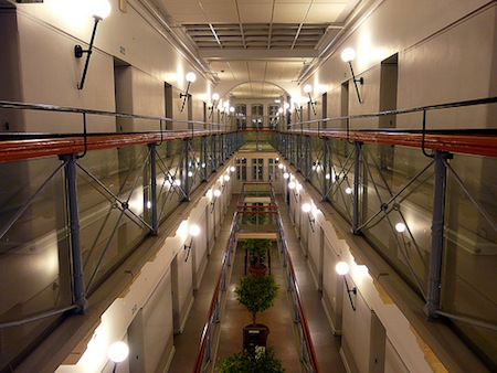 2010112522