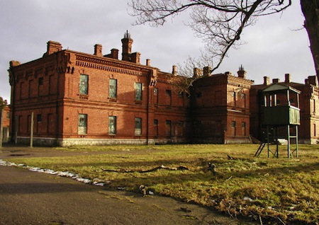 2010112532