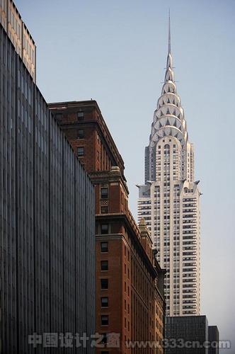 The Art Deco Chrysler Building in New York City has jazzy automobile ornaments