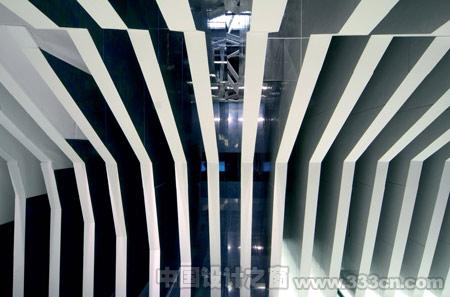 iris-and-fmg-by-francesco-librizzi-and-vittorio-venezia-cersaie2008-iris-152.jpg