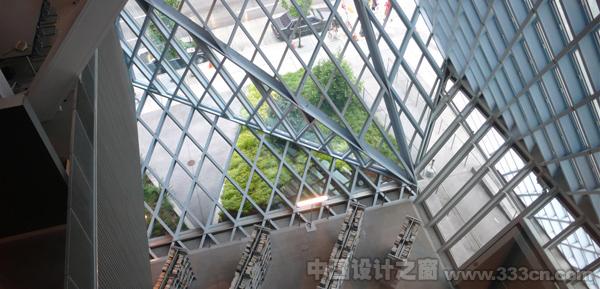 OMA設(shè)計(jì)的西雅圖市中心圖書館