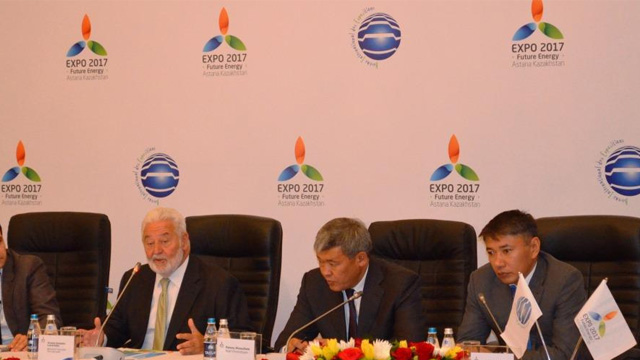 expo2017-astana-logo-2013_01