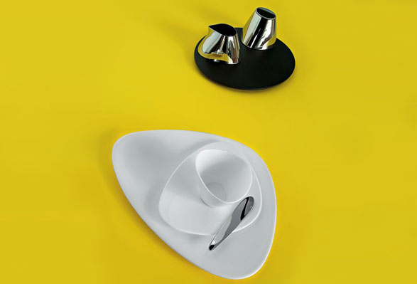 Colombina collection table set by Doriana and Massimiliano Fuksas:alessi Fall/winter 2007