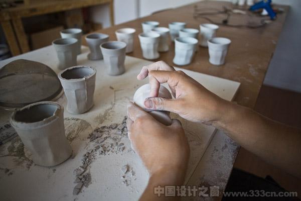 Hand made of the cups, finishing differently