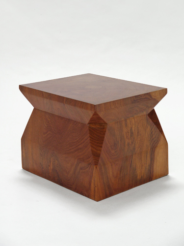 Sharp Stool_STSHARP|yupoo.com
