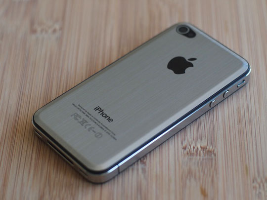 101510_vk_iphoneback6.jpg