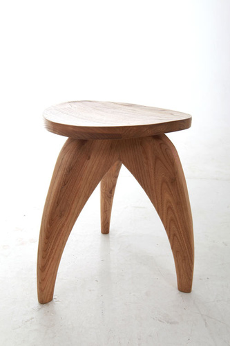 Dano-Tripod-Stool-by-Abie-Abdillah|yupoo.com